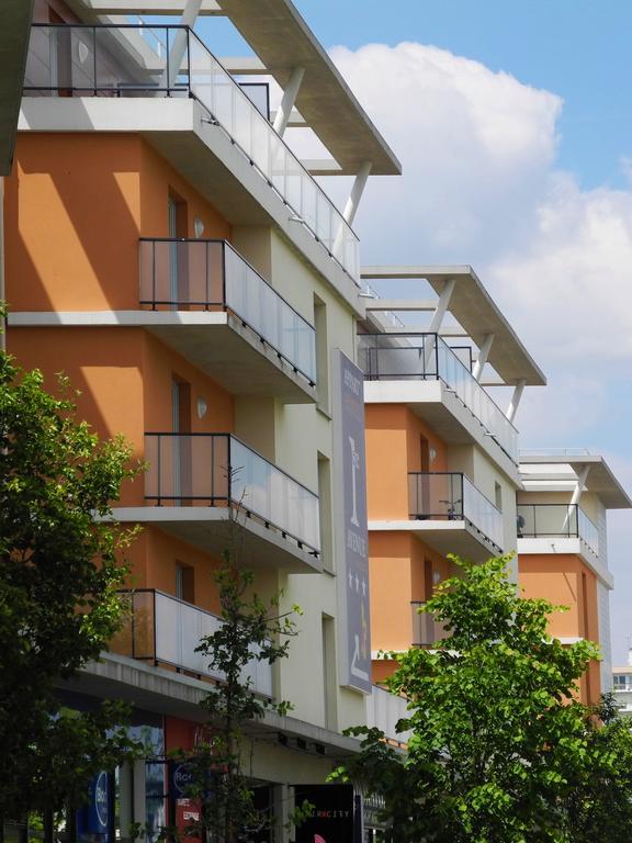 Villa Val Senart 1Ere Avenue Quincy-sous-Sénart Exterior foto