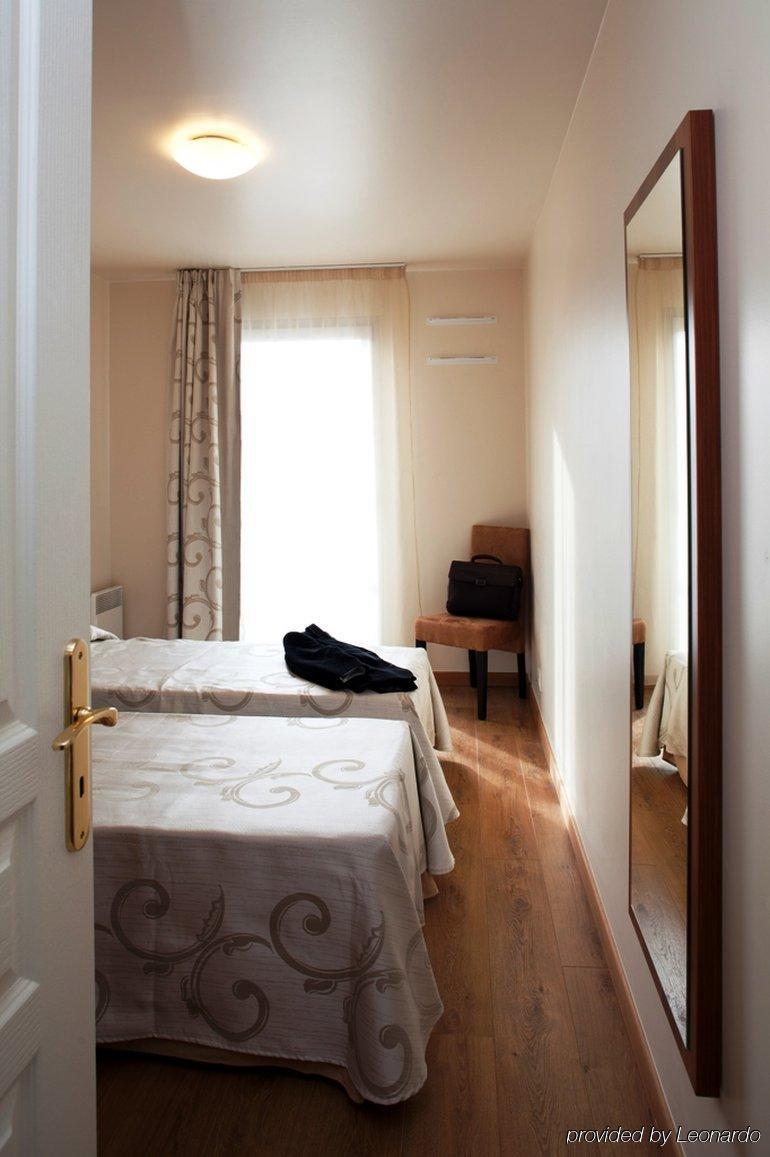 Villa Val Senart 1Ere Avenue Quincy-sous-Sénart Quarto foto