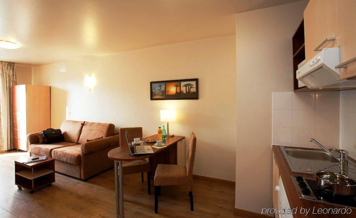 Villa Val Senart 1Ere Avenue Quincy-sous-Sénart Quarto foto